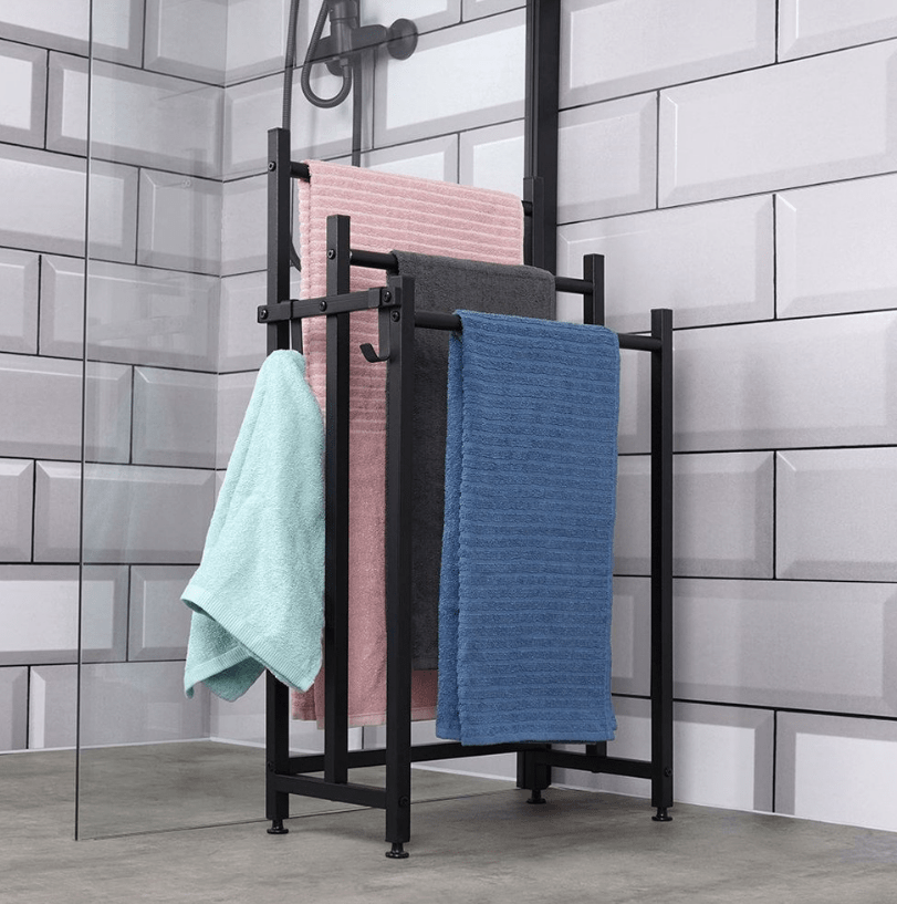 Rankšluosčių kabykla su universaliu dizainu klasikiniam ir moderniam interjerui