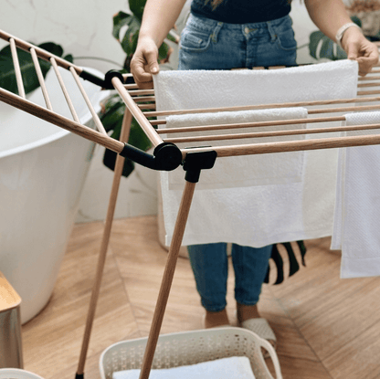 Sulankstyta džiovykla – tik 99 x 64 x 10 cm – neužima daug vietos