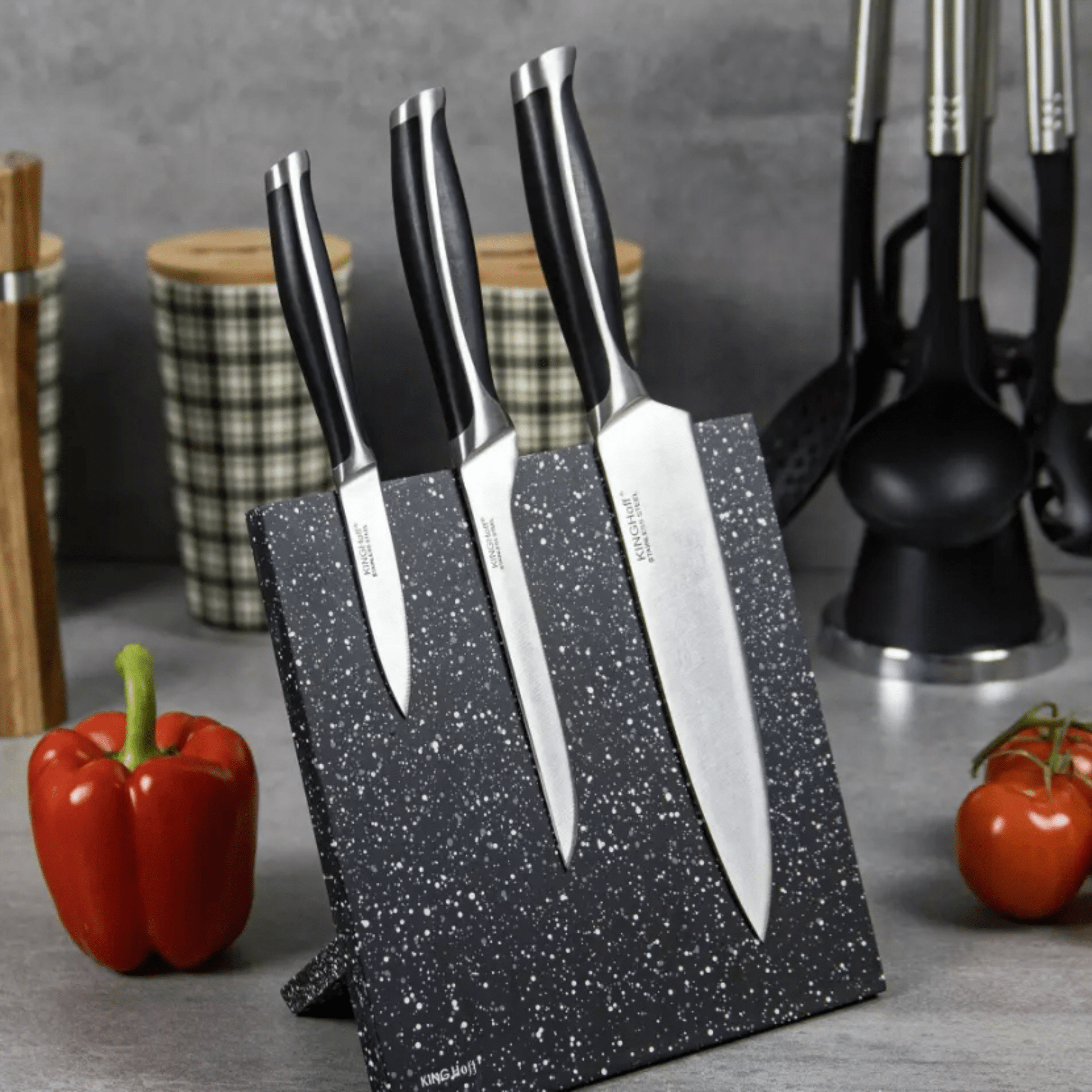 Magnetinis peilių stovas Marble Black su moderniu marmuro dizainu virtuvei