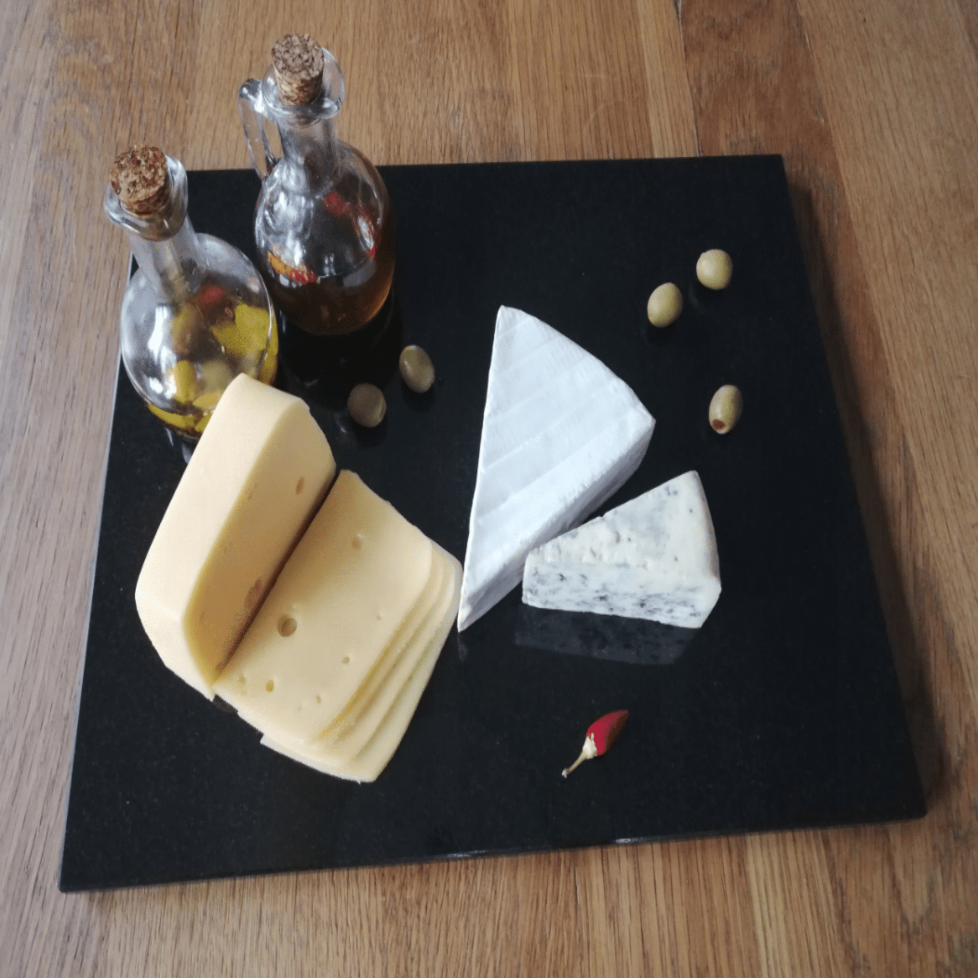 Premium granito lentelė maisto pjaustymui ir serviravimui