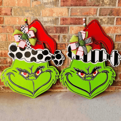 Žalia „Grin-ch“ durų dekoracija su 3D kaspinu – Kalėdų veranda