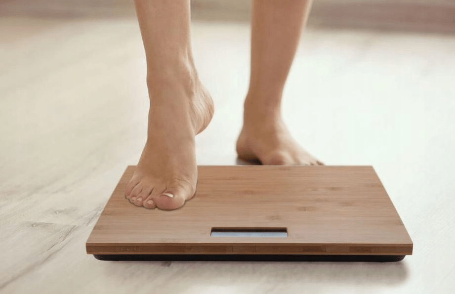 Vonios svarstyklės, natūralus bambukas, elektroninės LCD - LUCA